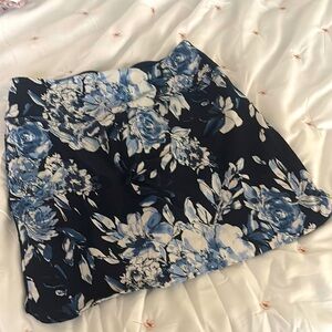 Floral Blue and White Skort size 14 women